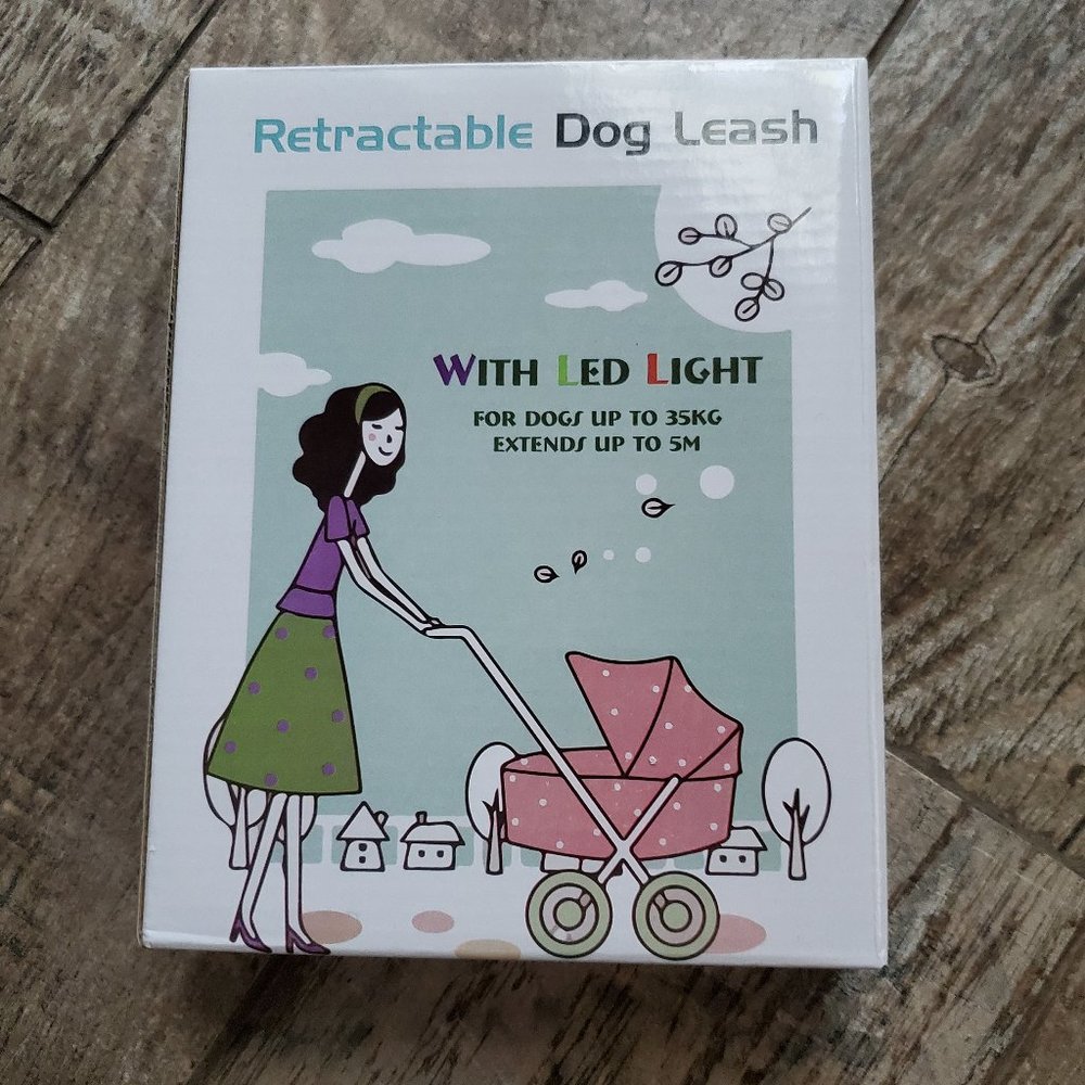 Retractable Dog Leash w/LED light - Extends 16ft.